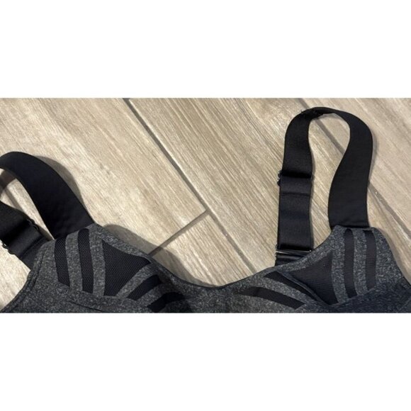 42H LIVI for Lane Bryant Grey Black Max Support Underwire Sports Bra - Picture 2 of 4